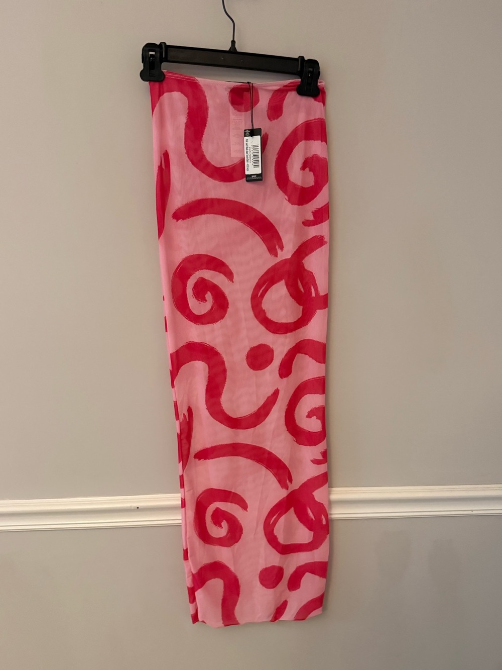 NWT pretty little thing sheer pink Swirl mesh Maxi Beach skirt. 0